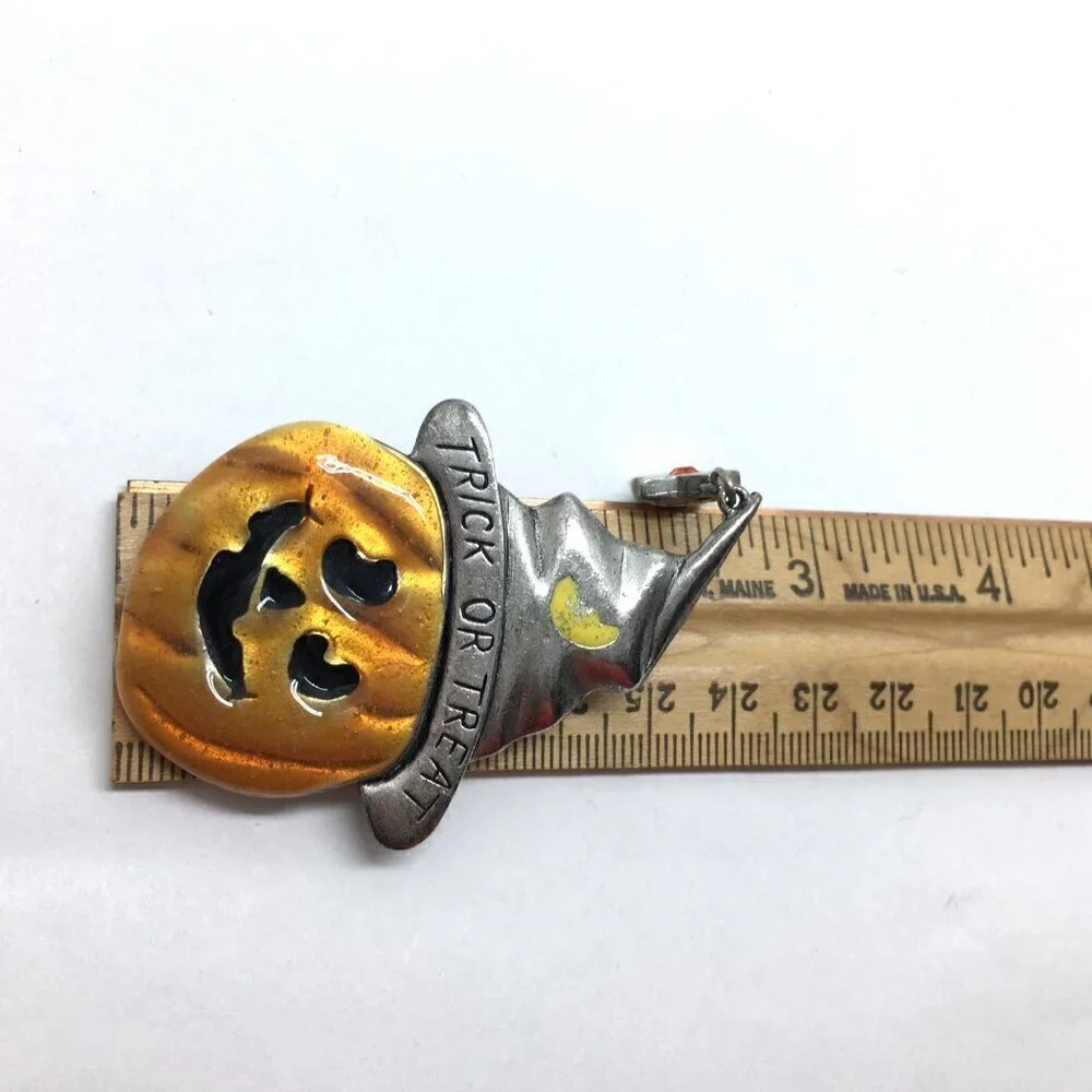 Halloween Pumpkin Brooch Jack O'Lantern Pin Halloween Trick or Treat Jewelry